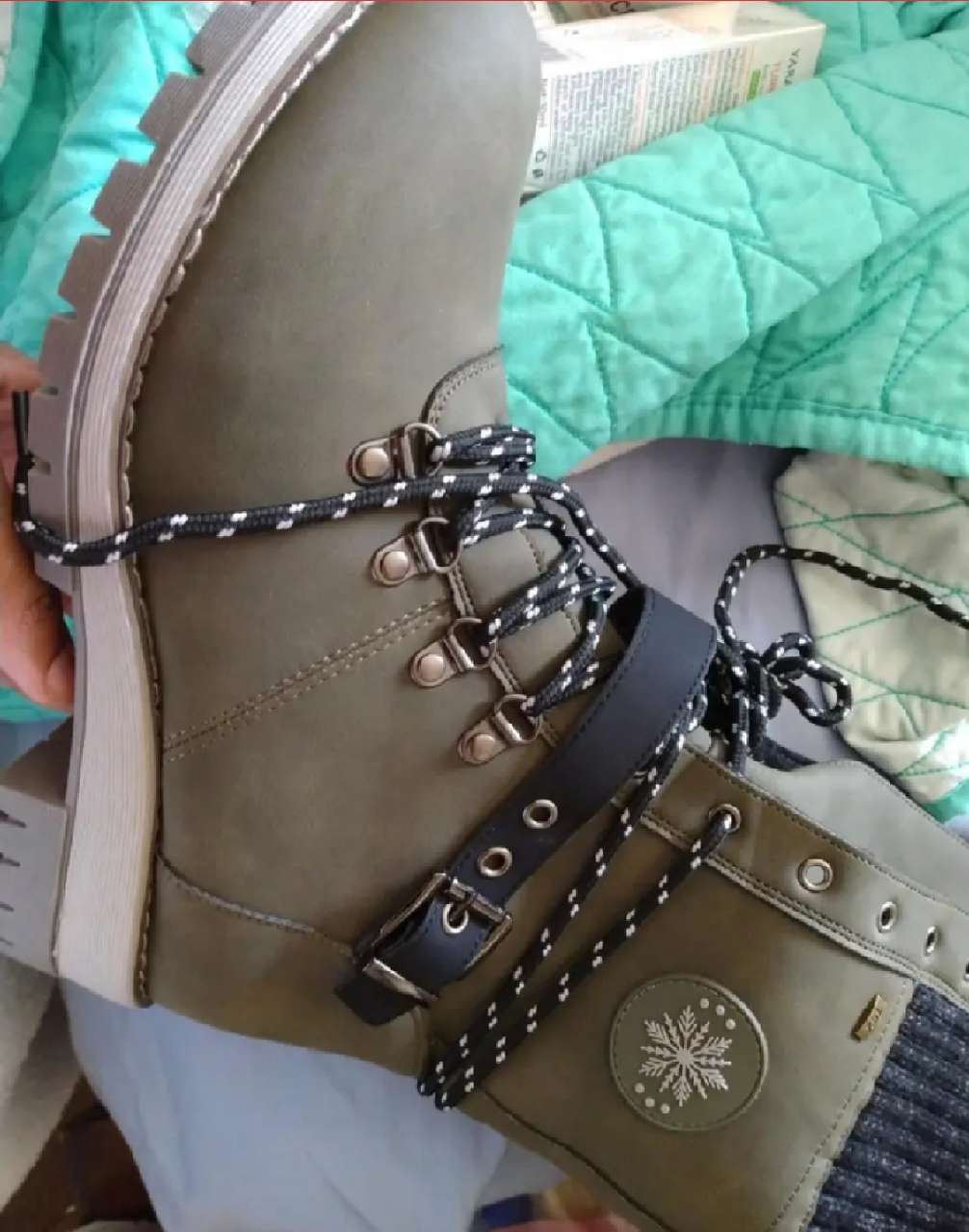 [🔥Prix super bon marché le dernier jour]Bottes de neige imperméables au genou pour femmes🔥