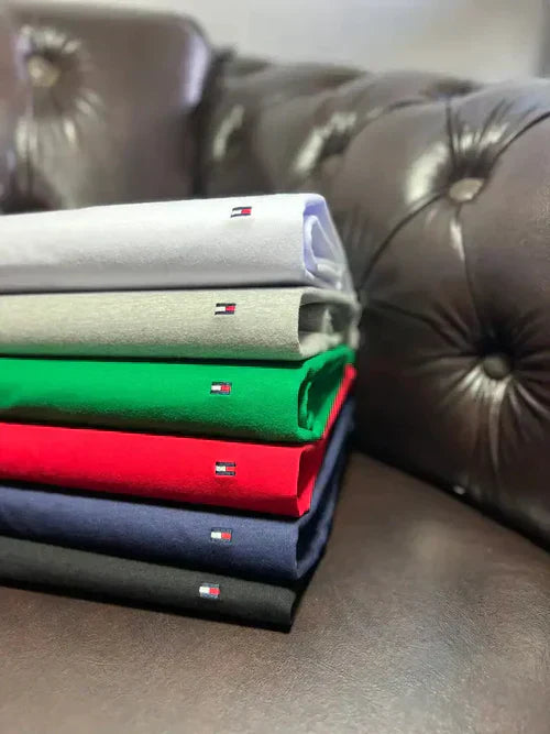 Kit 5 T-shirts Tommy Essential - Payez 3 et obtenez 5 - DERNIÈRES UNITÉS