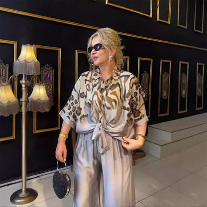 Ensemble deux pièces haut et pantalon imprimés irréguliers à la mode