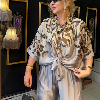 Ensemble deux pièces haut et pantalon imprimés irréguliers à la mode